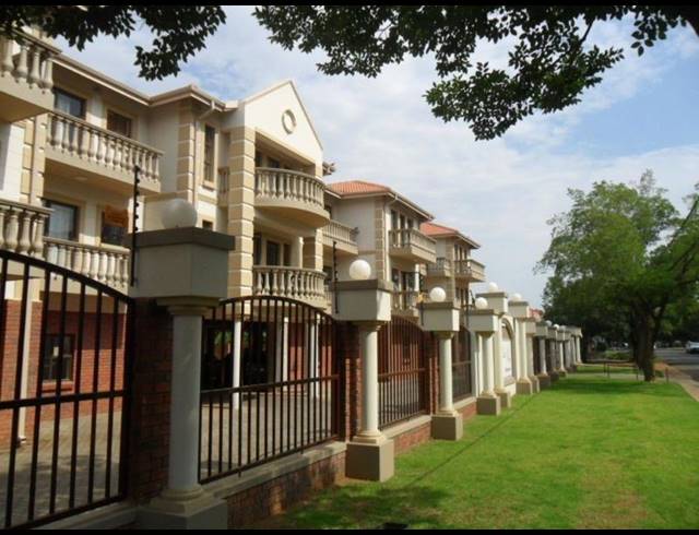 1 BEDROOM PROPERTY TO RENT IN DIE BULT